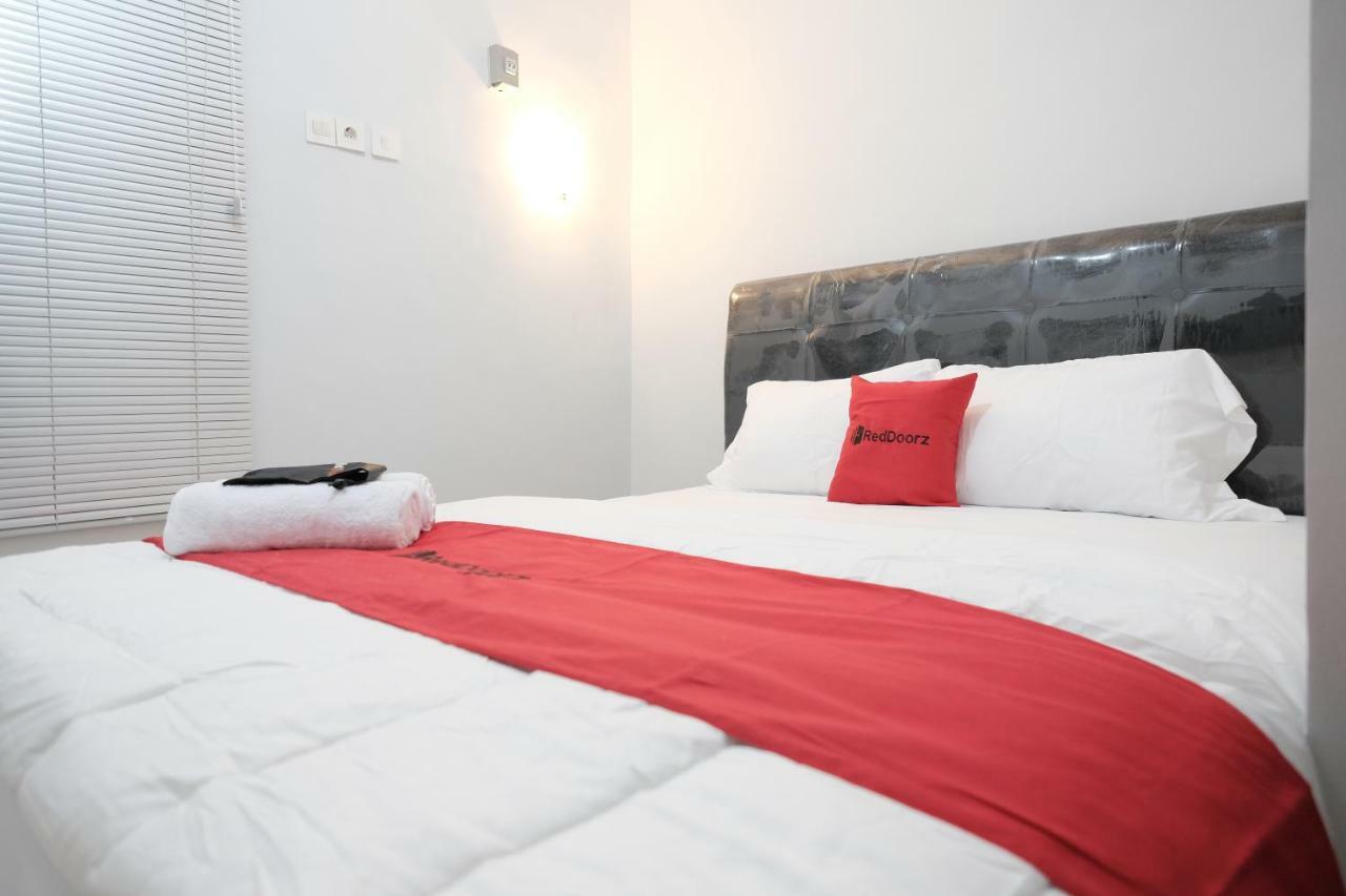 Reddoorz Syariah Near Siloam Hospital Kebon Jeruk Hotel Jakarta Luaran gambar